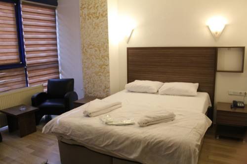 Blue Hotel to istanbul airport transfer