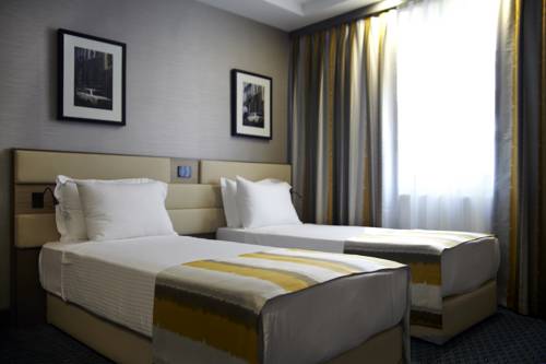 Tophane Suites to istanbul airport transfer