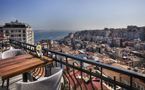 JUNO HOTEL TAKSİM to istanbul airport transfer