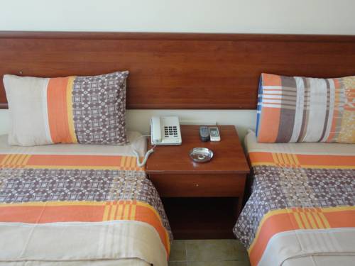 şah otel to istanbul airport transfer