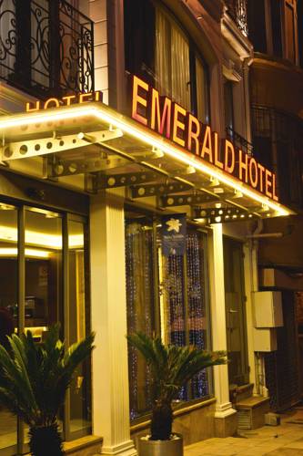 Emerald Hotel to istanbul airport transfer