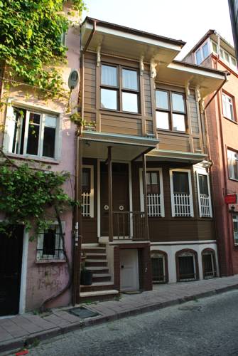 Emirhan Hotel to istanbul airport transfer