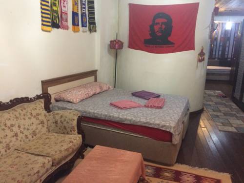 Planet Paprika Hostel to istanbul airport transfer