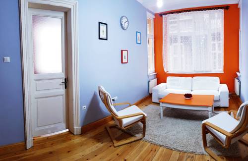 Private Room in the Heart of Kadıköy to istanbul airport transfer