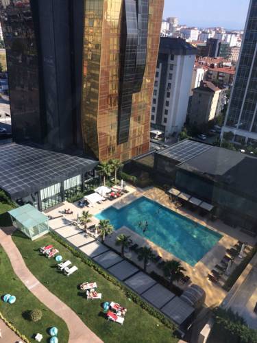 Danende Rental Flats to istanbul airport transfer