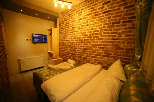 Volga Suites to istanbul airport transfer