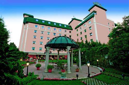 The Green Park Hotel Merter to istanbul airport transfer