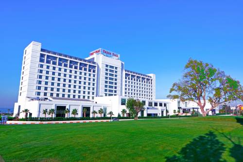 The Green Park Pendik Hotel & Convention Center to istanbul airport transfer