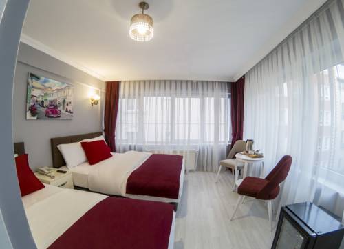 Sirkeci Family Hotel to istanbul airport transfer