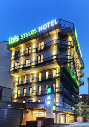 Ibis Styles Istanbul Atasehir to istanbul airport transfer
