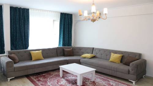 Luxury Apartment │ Near Public Transport to istanbul airport transfer