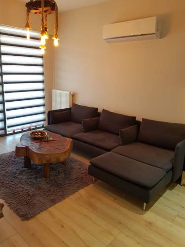 Modern 2-room apartment in the Center of Istanbul to istanbul airport transfer