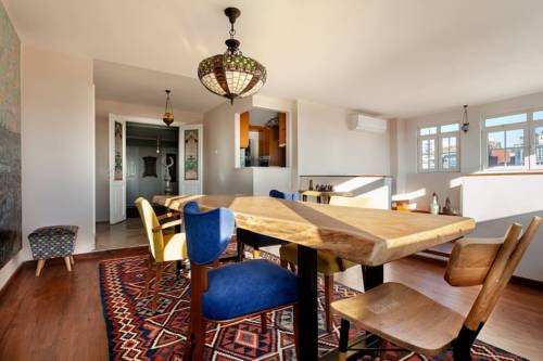 Apartment with a panoromic view of Istanbul to istanbul airport transfer