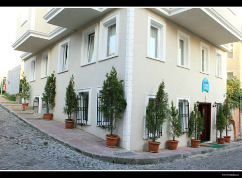 Sultanahmet Cesme Hotel to istanbul airport transfer