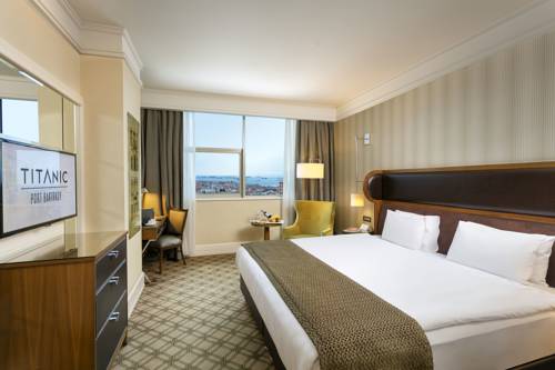 Titanic Port Bakirkoy to istanbul airport transfer
