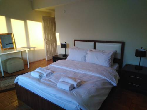 Spacious 3BR Apt. near SAW Airport & Atlantis Mall to istanbul airport transfer