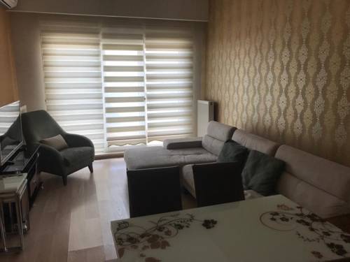 Medıkule(6) 1+1 to istanbul airport transfer