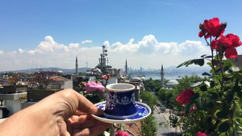 Istiklal Hostel to istanbul airport transfer