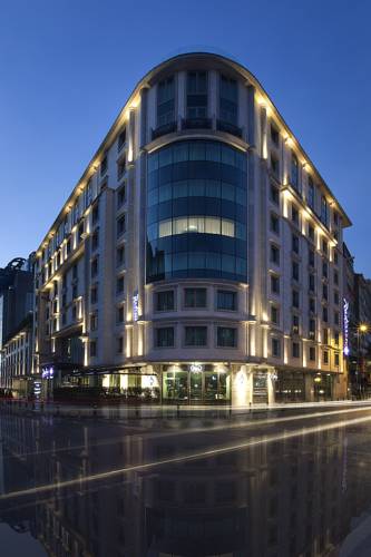 Radisson Blu Hotel, Istanbul Sisli to istanbul airport transfer