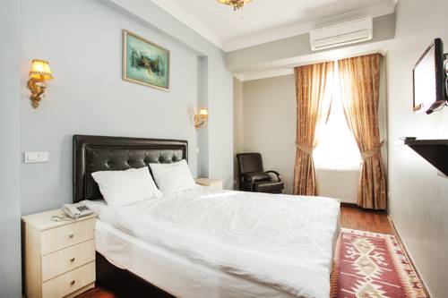 Sheriff Royal Suite to istanbul airport transfer