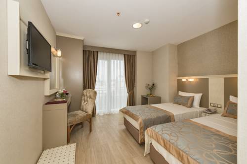 Marcello Hotel to istanbul airport transfer