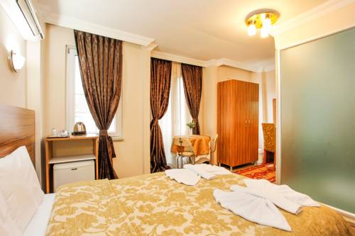 Hotel Casa Mia Old City to istanbul airport transfer
