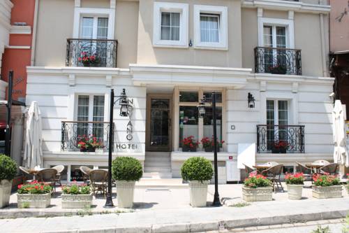 Hotel Novano to istanbul airport transfer