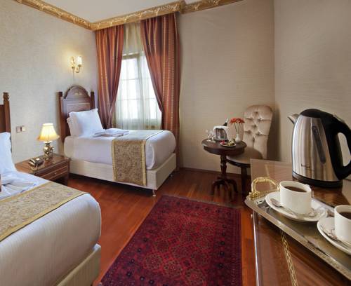 Hotel Sapphire to istanbul airport transfer