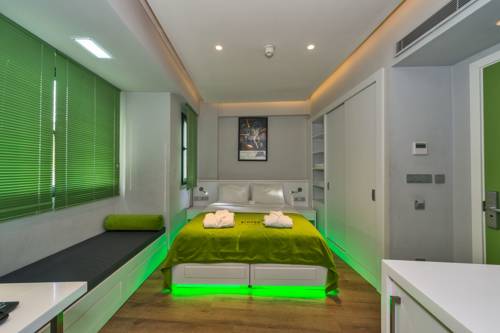 En Suites Taksim to istanbul airport transfer