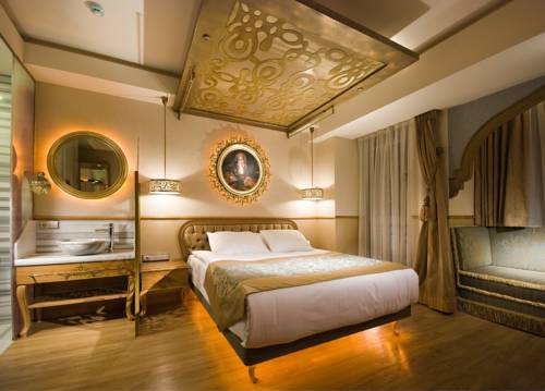 Hotel Sultania Boutique Class to istanbul airport transfer