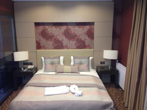 Prens Hotel to istanbul airport transfer