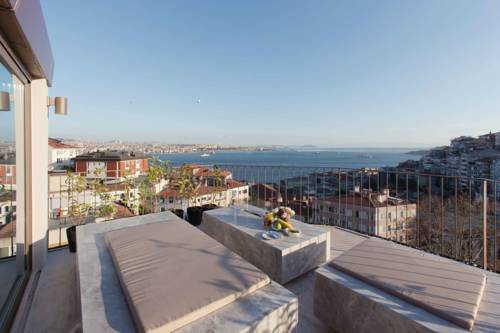 Noble22 Suites-Special Category to istanbul airport transfer