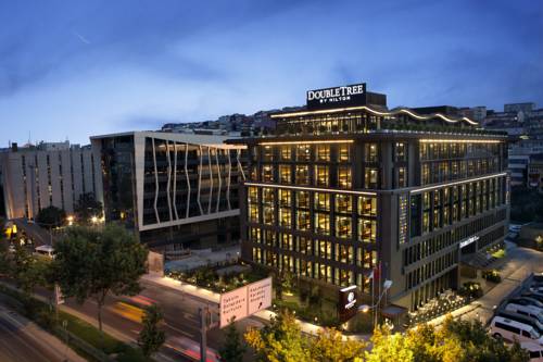 DoubleTree by Hilton Istanbul - Piyalepasa to istanbul airport transfer