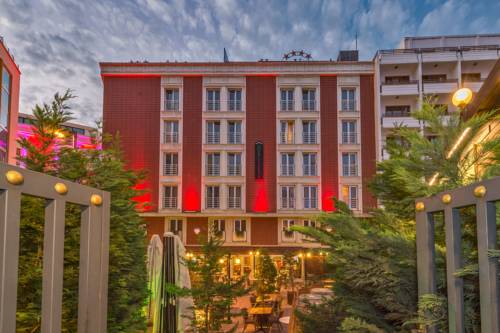 Vicenza Hotel to istanbul airport transfer