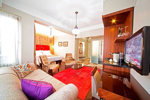 Azade Suites to istanbul airport transfer
