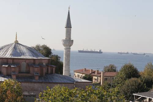 Bachos Hotel Istanbul to istanbul airport transfer
