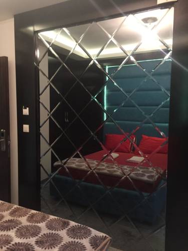 Ömer Agah Istanbul Hotel Bayrampasa to istanbul airport transfer