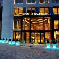 Hotel Arcadia Blue to istanbul airport transfer