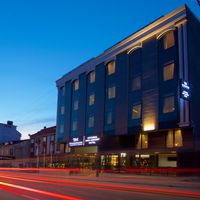 Days Inn By Wyndham İstanbul Arnavutköy to istanbul airport transfer