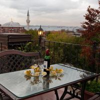 Sultanahmet  Suites to istanbul airport transfer